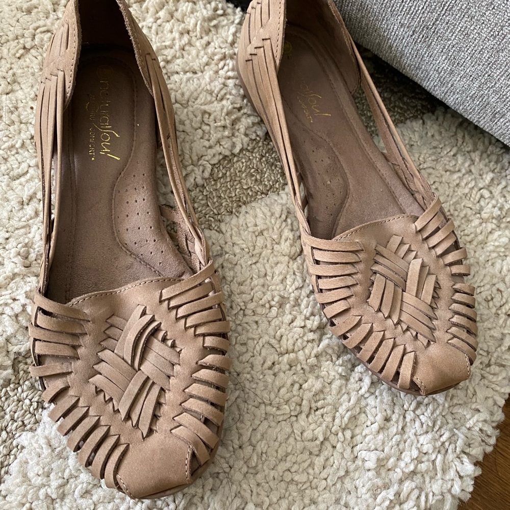 Woman’s Moccasins